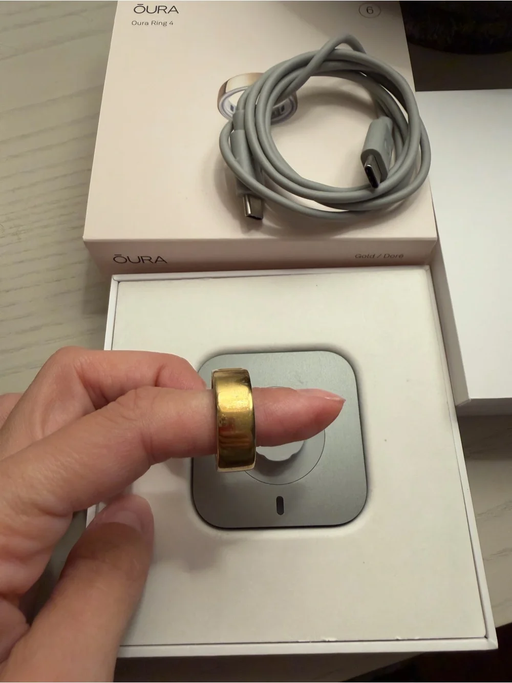 Oura Ring Gold Gen 4 - Size 6